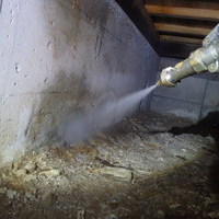 山口市嘉川にて白蟻予防工事。３０年前からリピートでご利用いただいております。のサムネイル