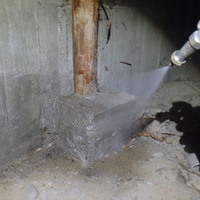 防府市松原町にて、鉄筋コンクリート造住宅の白蟻防除工事。のサムネイル